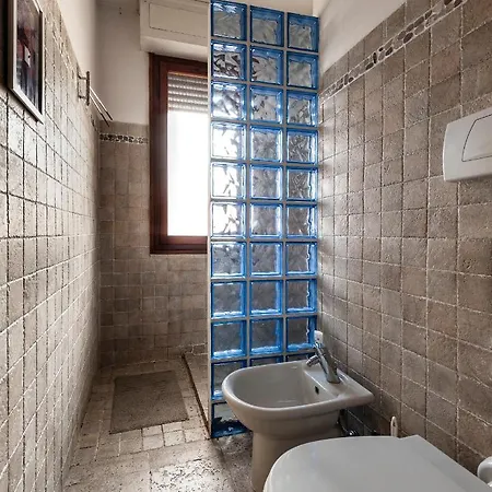 Hostly - Light And Wood Near The Tower - 100sqm, 6 Pax, 2 Bedrooms, Town Center * Pisa